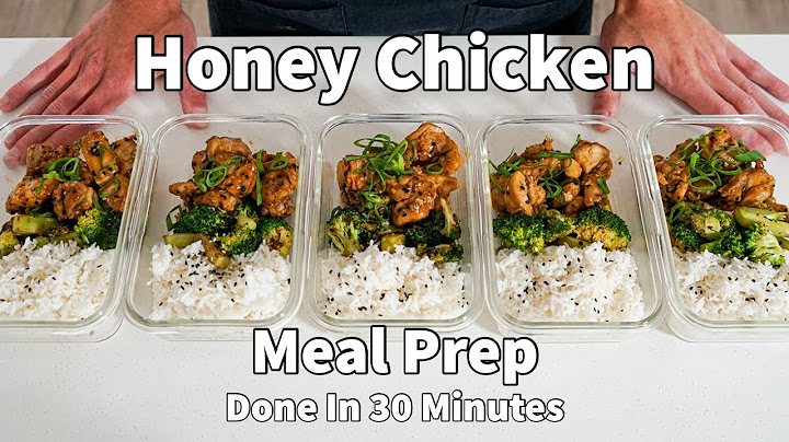 Προετοιμασία γεύματος κοτόπουλο για την εβδομάδα
